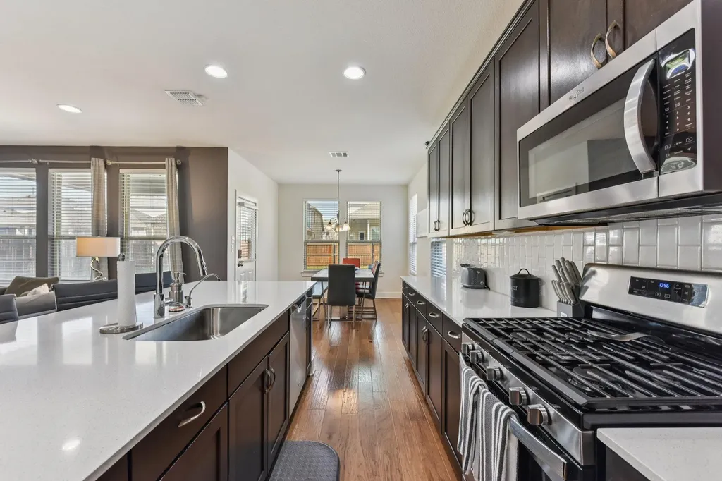16928 Lathrop Avenue Pflugerville TX 78660