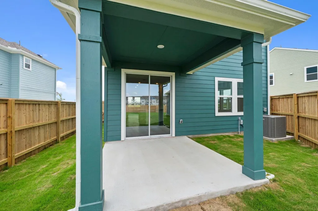 108 Wesley Miller Lane Taylor TX 76574