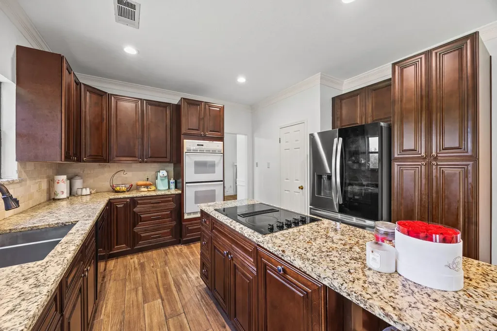 1341 Meadowild Drive Round Rock TX 78664