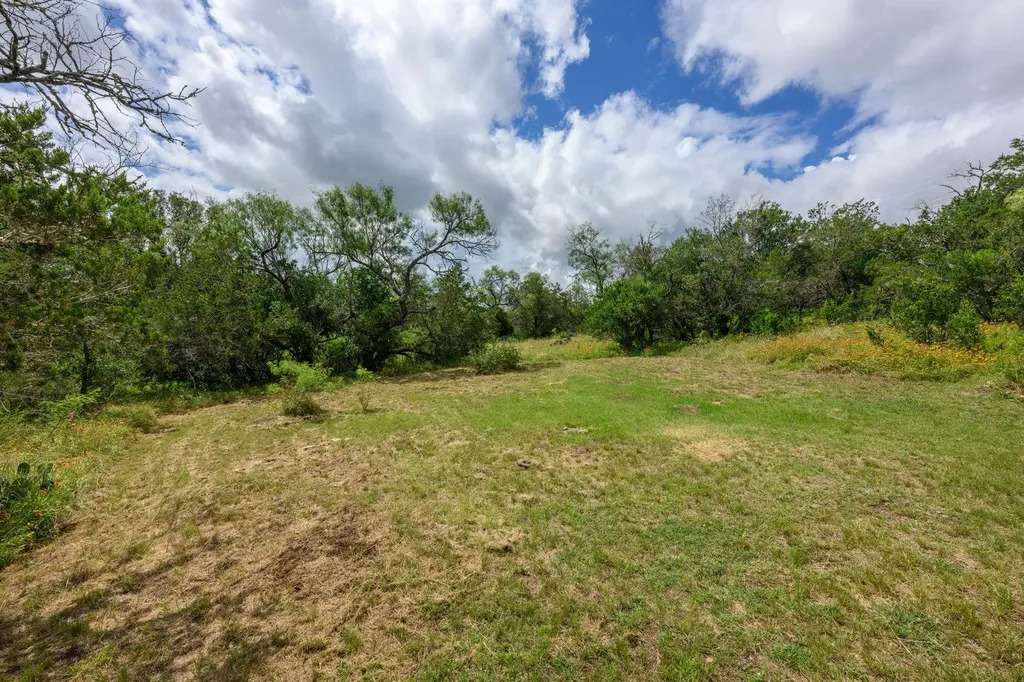 4810 And 4900 County Road 404 Spicewood TX 78669