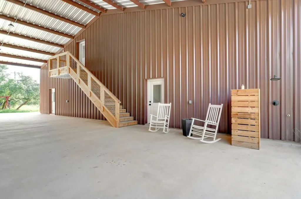 8952 Ranch Road 165 Blanco TX 78606