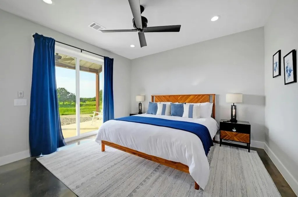 8952 Ranch Road 165 Blanco TX 78606