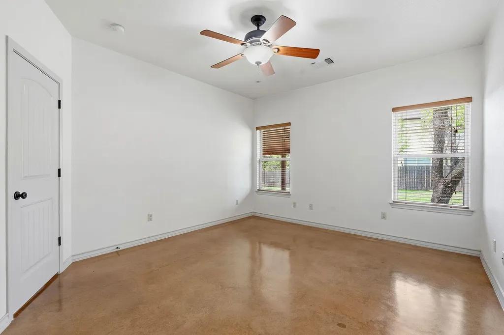 10215 Twin Lake Loop Dripping Springs TX 78620