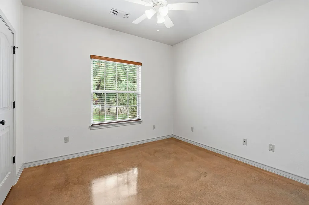 10215 Twin Lake Loop Dripping Springs TX 78620