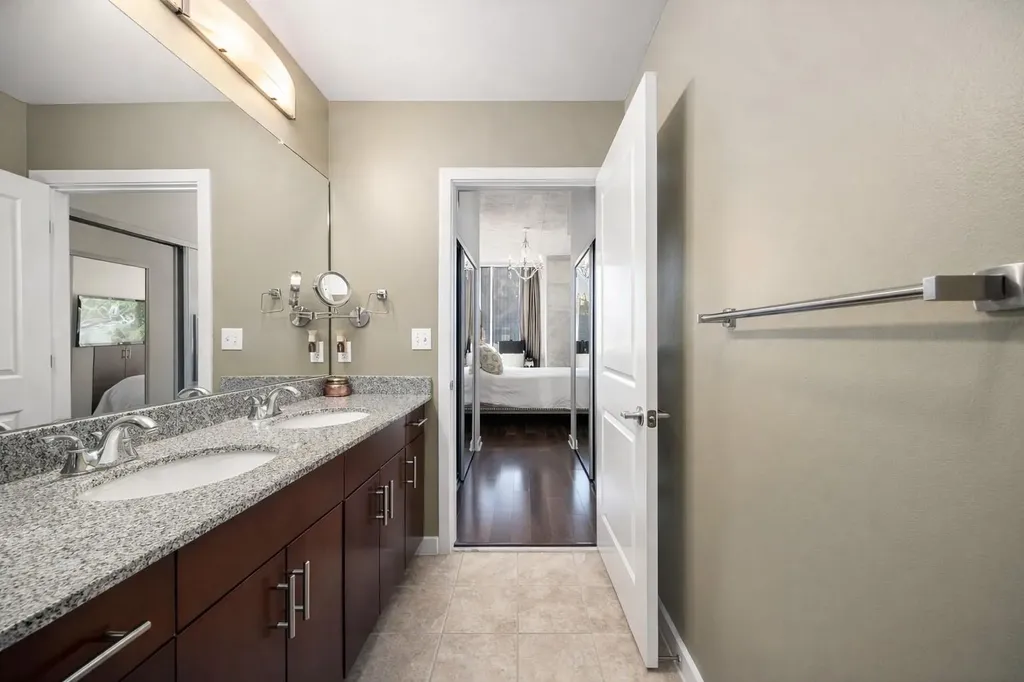 360 Nueces Street Austin TX 78701
