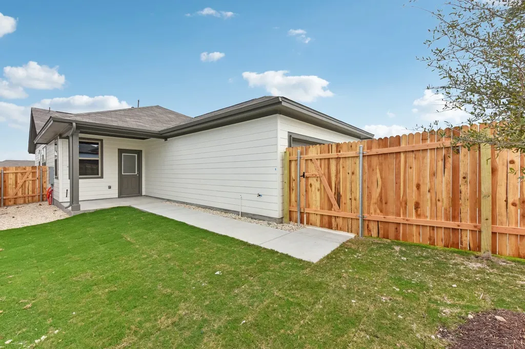 773 Treadwell Lane Kyle TX 78640