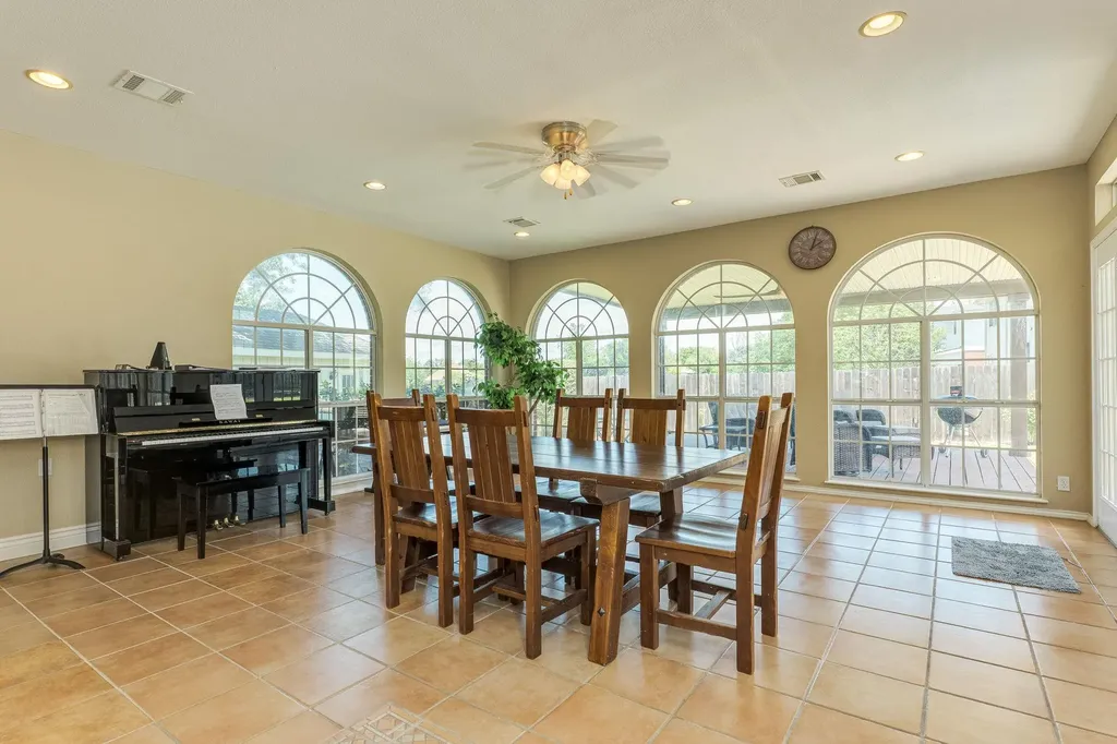 9012 Brimstone Lane Austin TX 78717