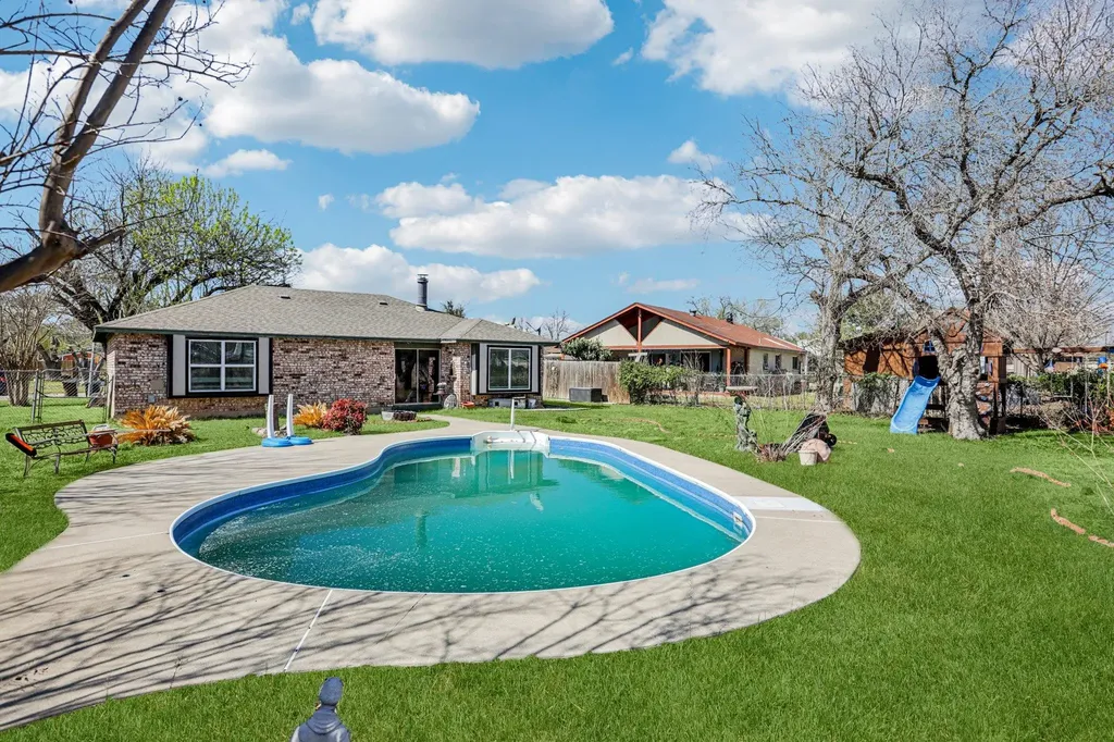 1107 Long Meadow Drive Round Rock TX 78664