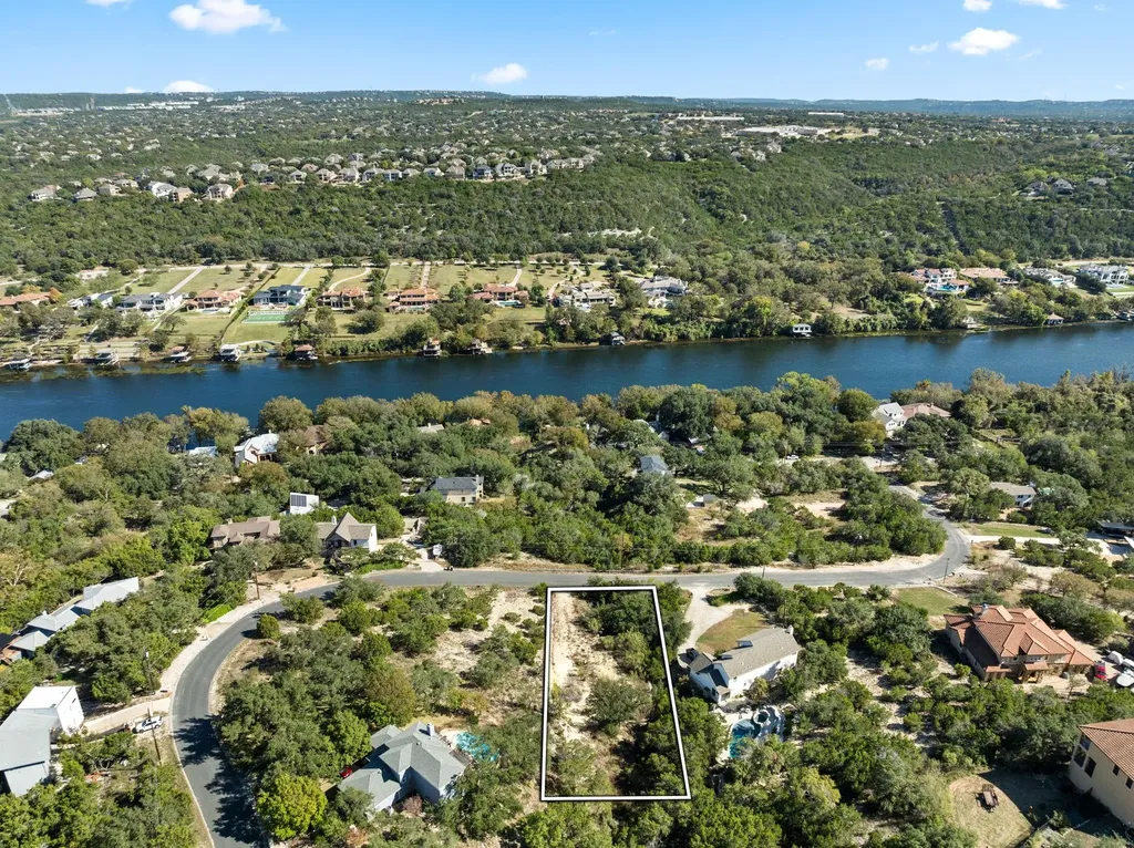 13701 Hunters Pass Austin TX 78734