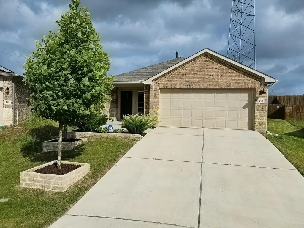 201 Elbow Bush Cove Kyle TX 78640