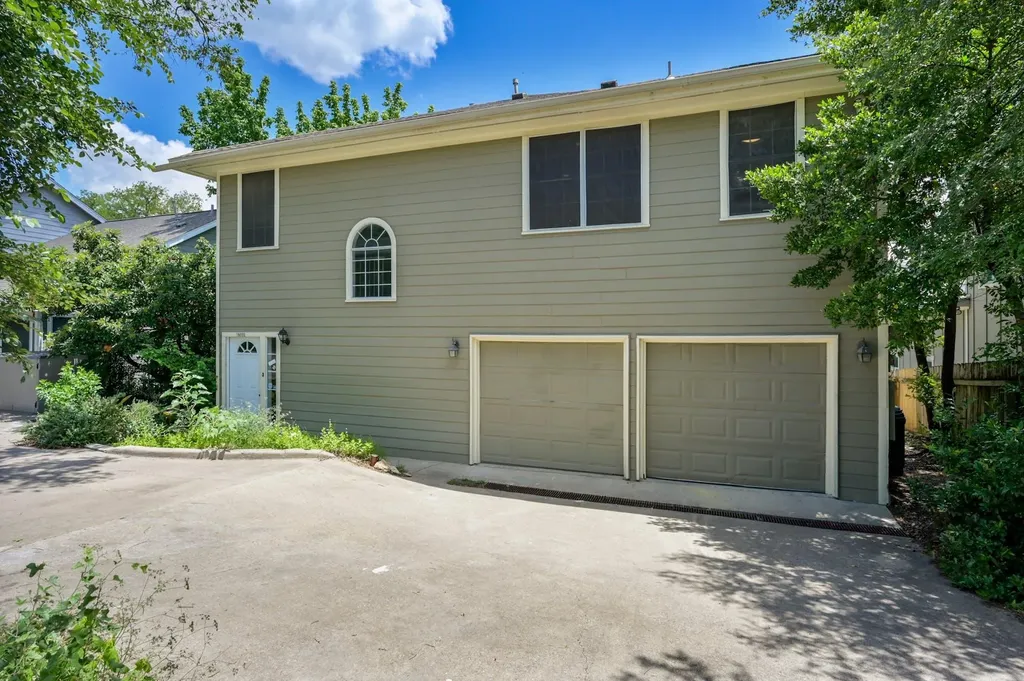 1809 W 39th Street Austin TX 78731