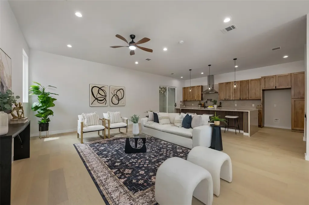 4324 Airport Boulevard Austin TX 78722