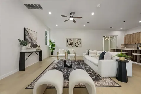 4324 Airport Boulevard Austin TX 78722