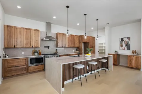 4324 Airport Boulevard Austin TX 78722