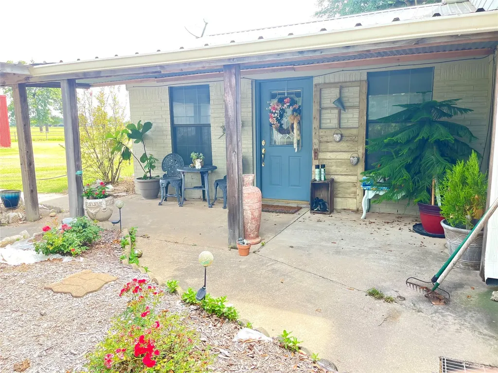 11009 Hwy 77 Highway Lexington TX 78947