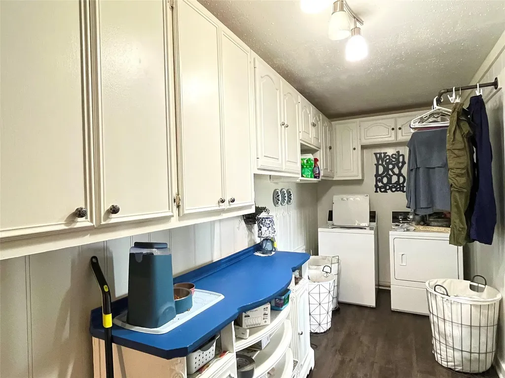 11009 Hwy 77 Highway Lexington TX 78947