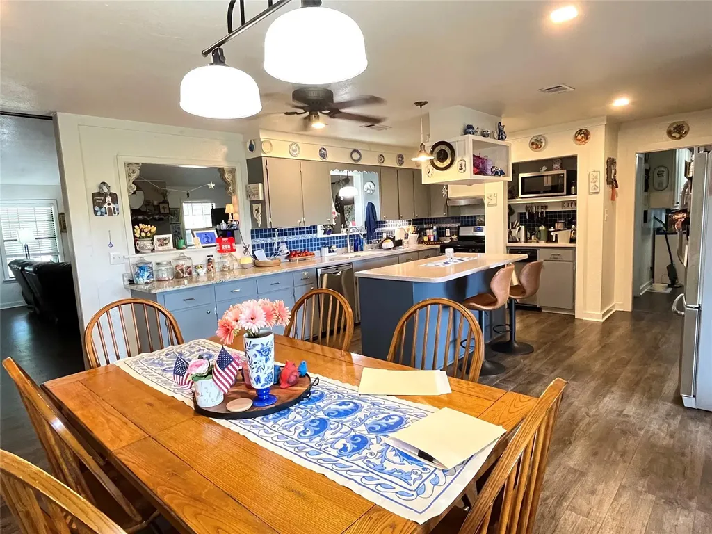 11009 Hwy 77 Highway Lexington TX 78947