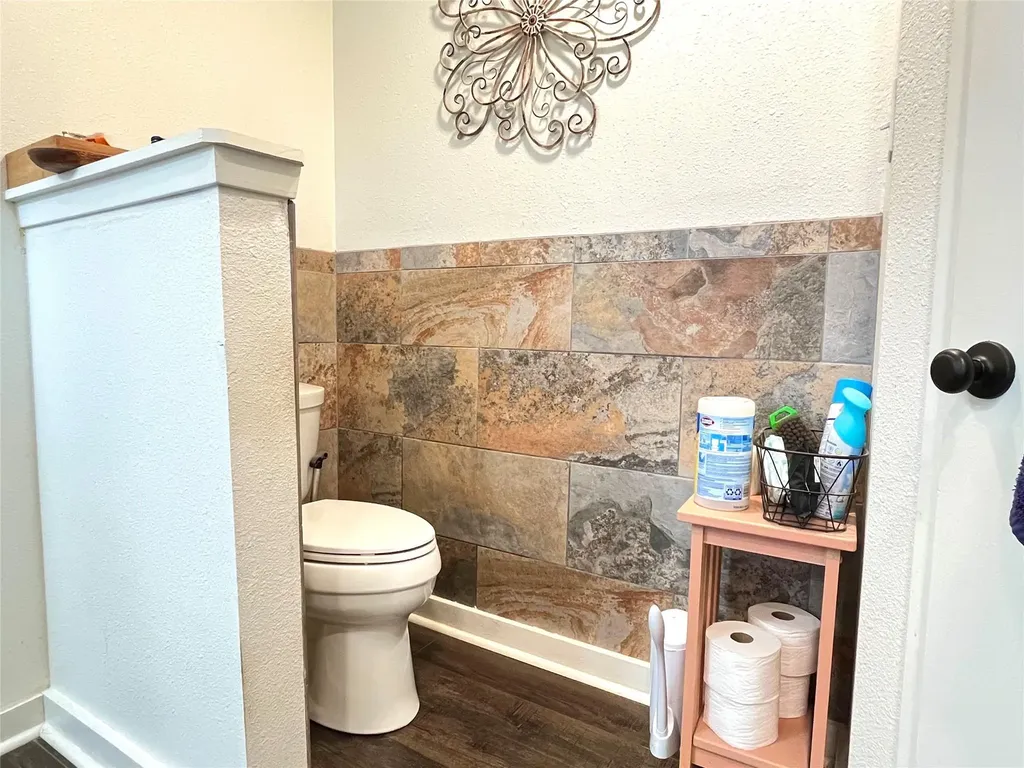 11009 Hwy 77 Highway Lexington TX 78947