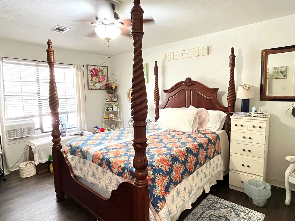 11009 Hwy 77 Highway Lexington TX 78947