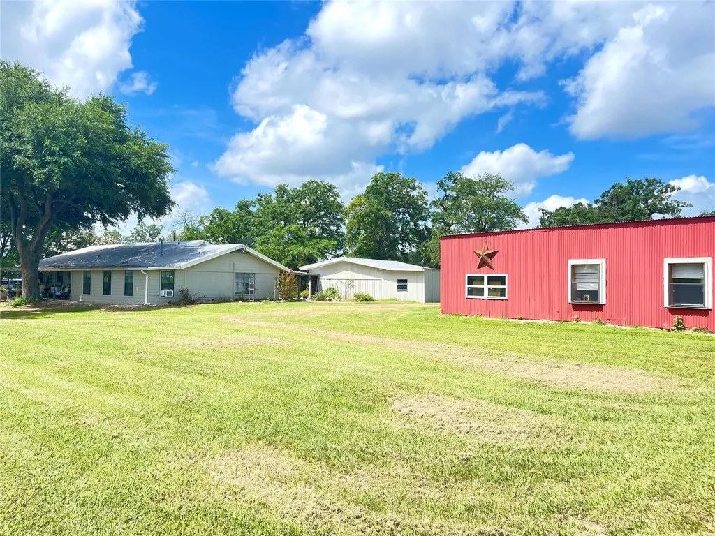11009 Hwy 77 Highway Lexington TX 78947