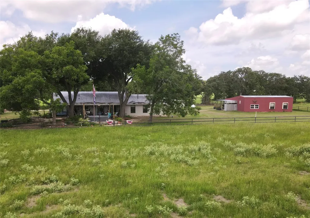11009 Hwy 77 Highway Lexington TX 78947