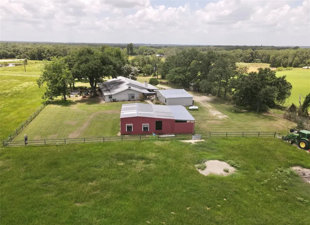 11009 Hwy 77 Highway Lexington TX 78947