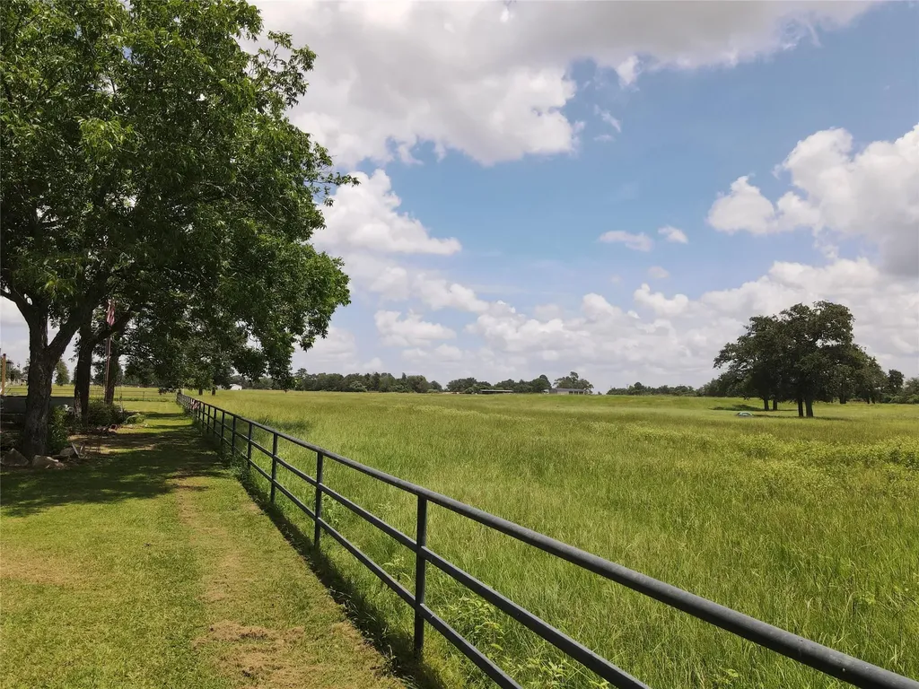 11009 Hwy 77 Highway Lexington TX 78947