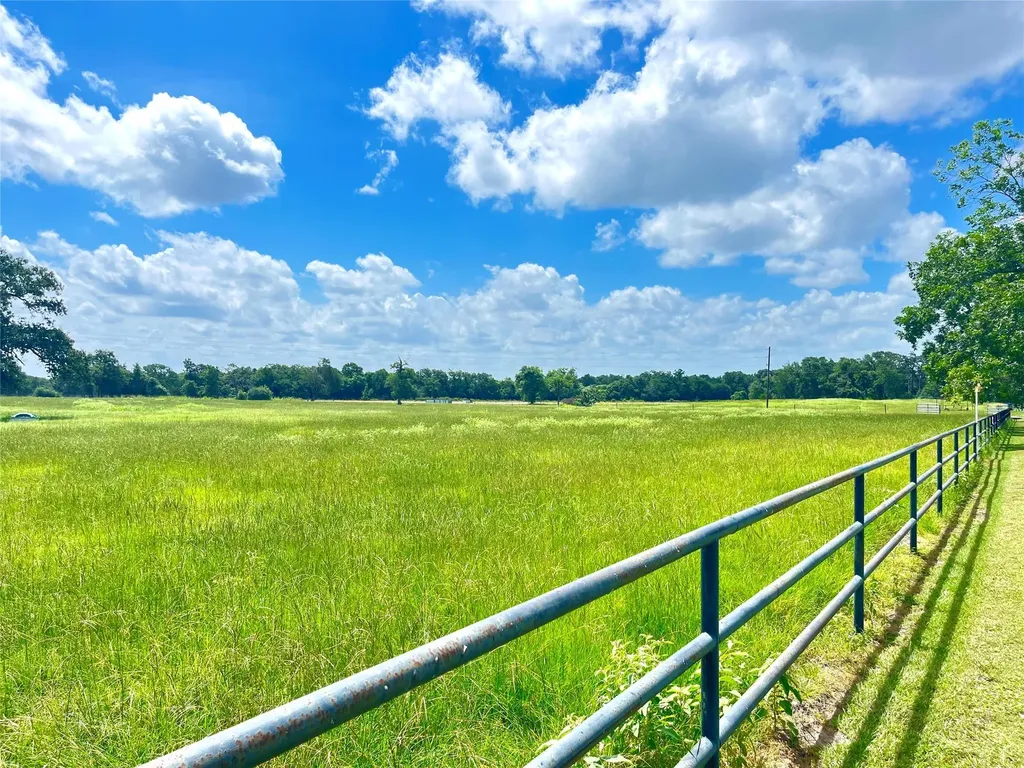 11009 Hwy 77 Highway Lexington TX 78947