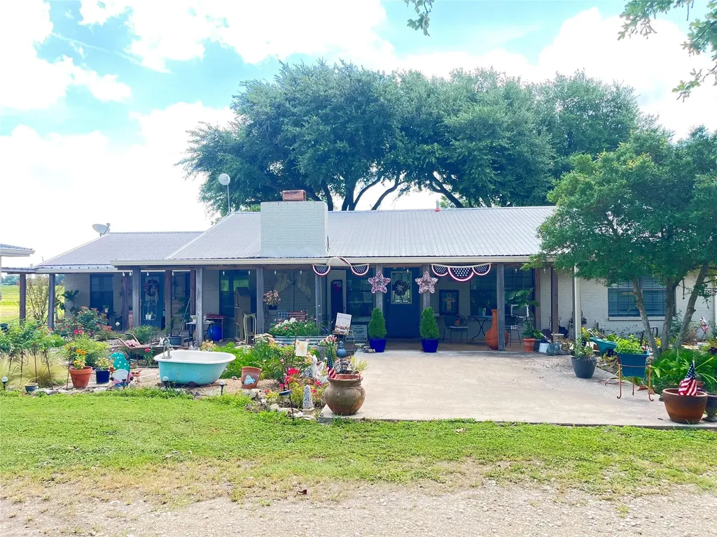 11009 Hwy 77 Highway Lexington TX 78947