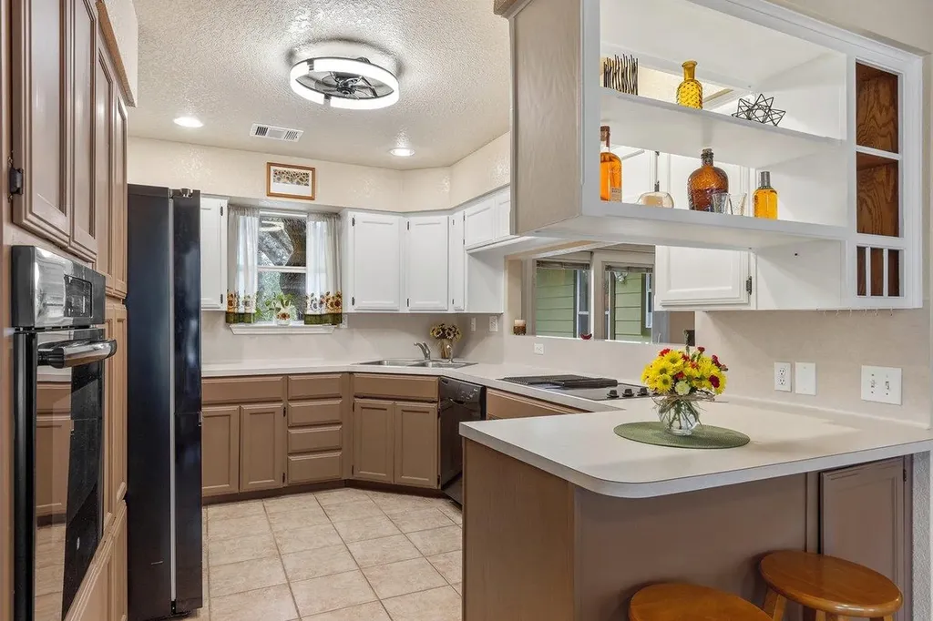 12400 Shady Acres Drive Buda TX 78610