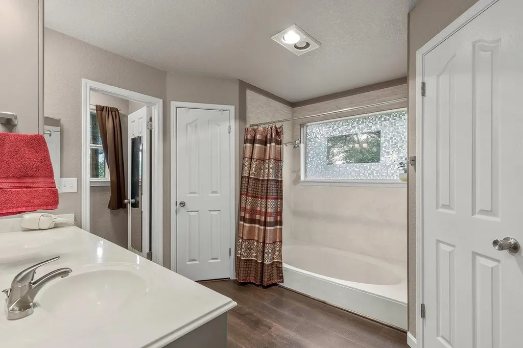 12400 Shady Acres Drive Buda TX 78610