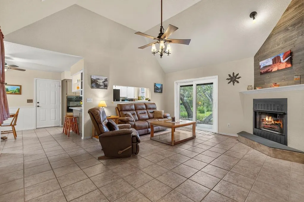 12400 Shady Acres Drive Buda TX 78610