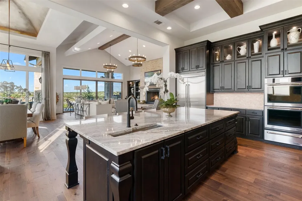 609 Vendemmia Bend Austin TX 78738