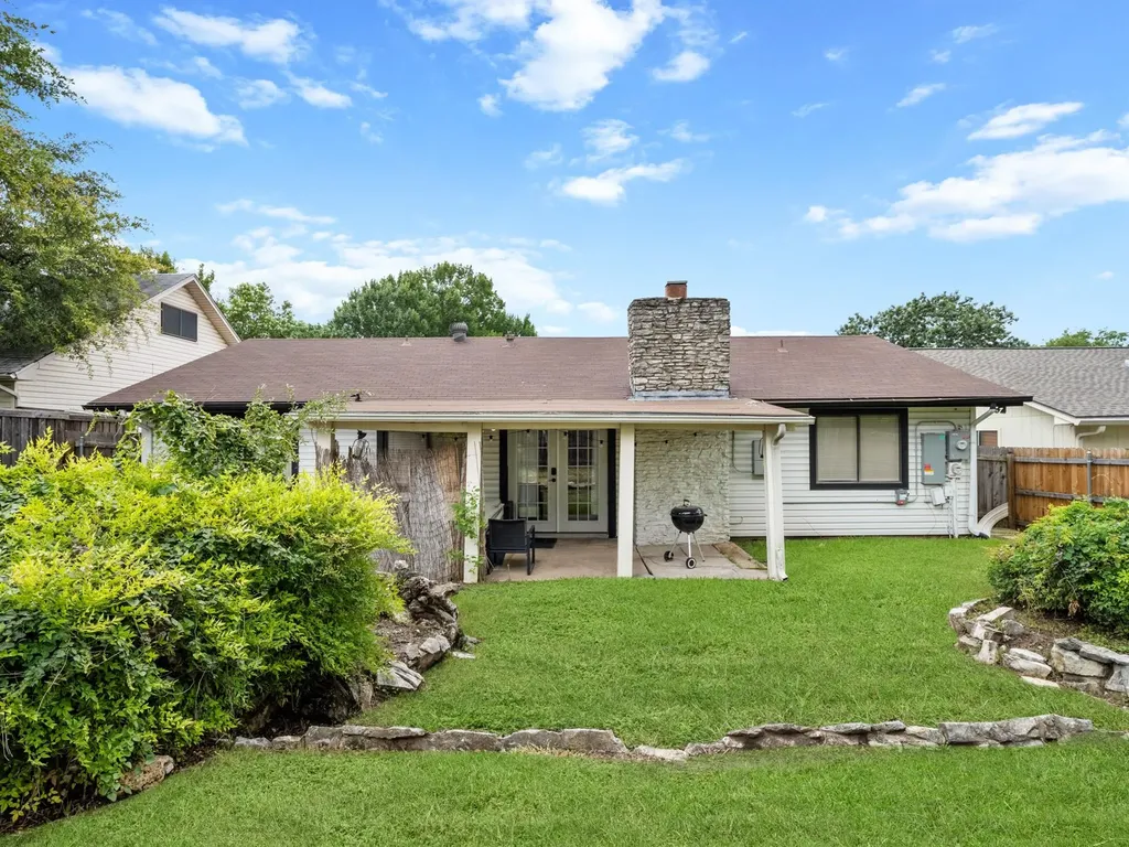 512 Mulberry Drive Austin TX 78745