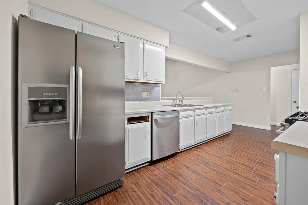 11304 Slippery Elm Trail Austin TX 78750