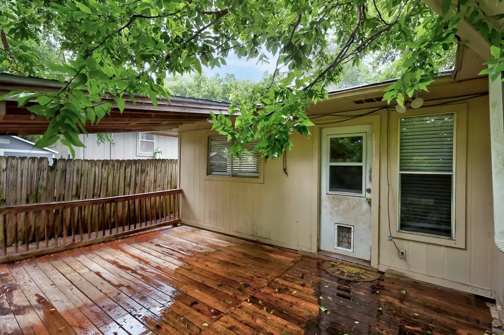 11304 Slippery Elm Trail Austin TX 78750