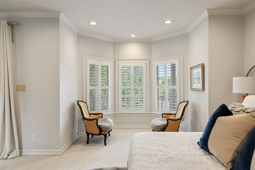 2922 Thousand Oaks Drive Austin TX 78746