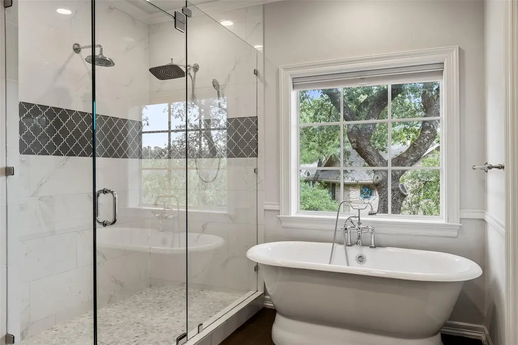 2922 Thousand Oaks Drive Austin TX 78746