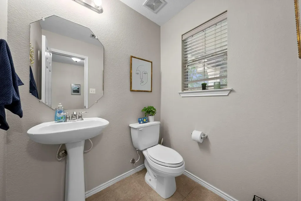 525 Rolling Oak Drive Round Rock TX 78664
