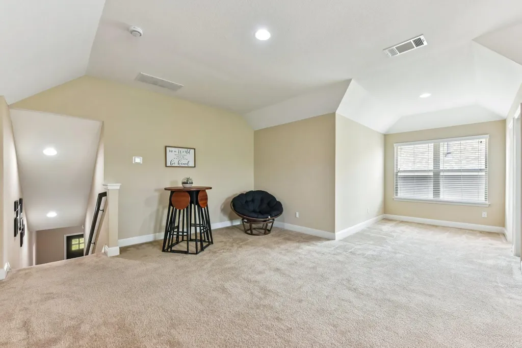 5521 Brady Bayou Cove Austin TX 78738