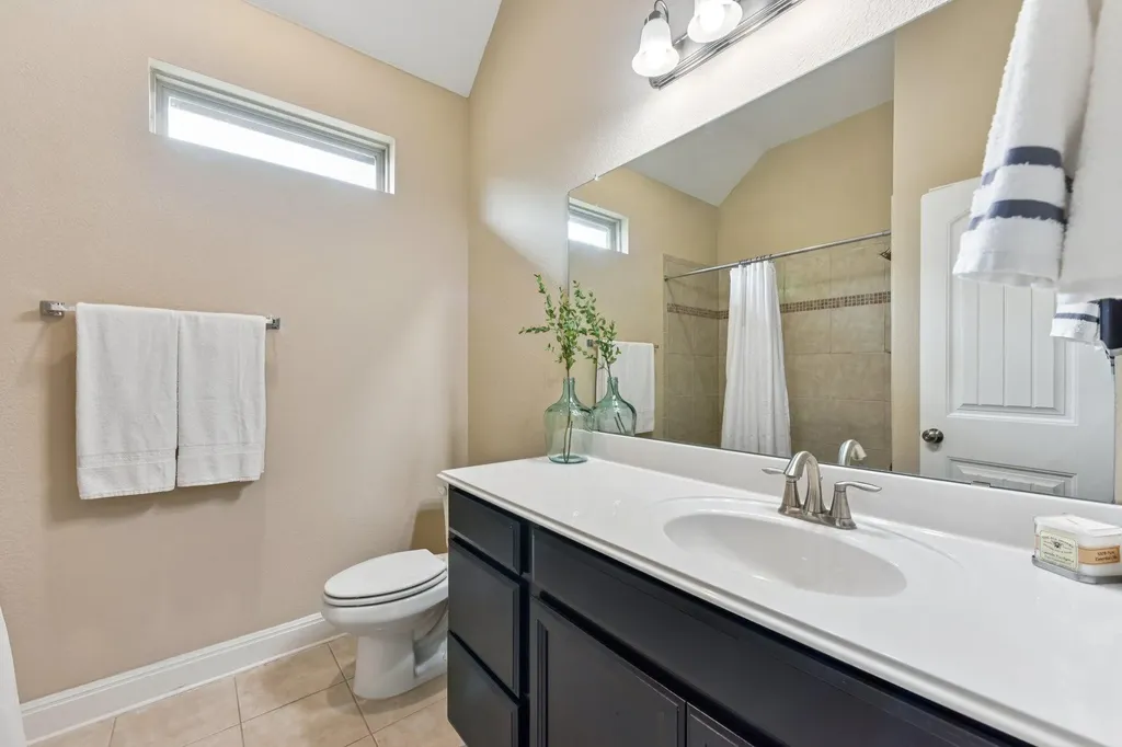5521 Brady Bayou Cove Austin TX 78738