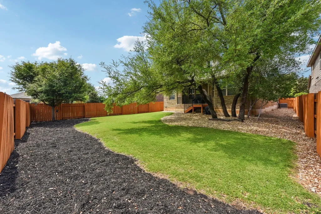 5521 Brady Bayou Cove Austin TX 78738