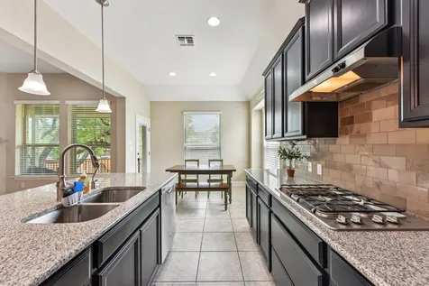 5521 Brady Bayou Cove Austin TX 78738