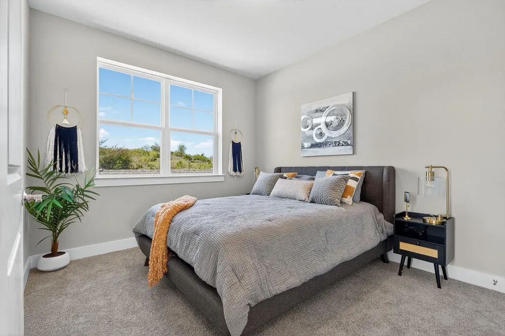 5904 Rotunda View Austin TX 78747
