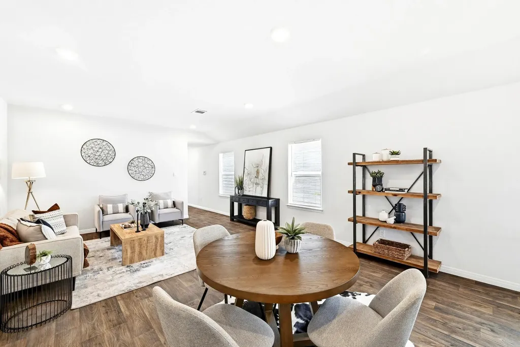 643 Evergreen Sumac Loop Kyle TX 78640