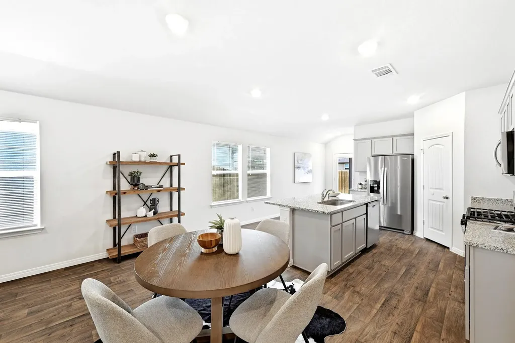 643 Evergreen Sumac Loop Kyle TX 78640