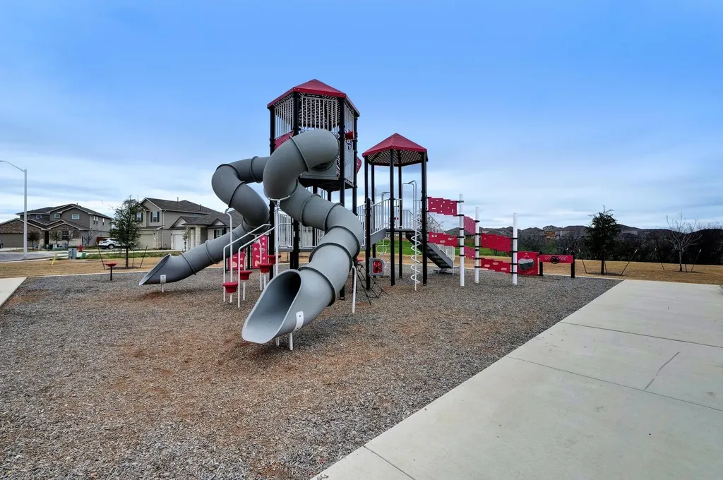 643 Evergreen Sumac Loop Kyle TX 78640