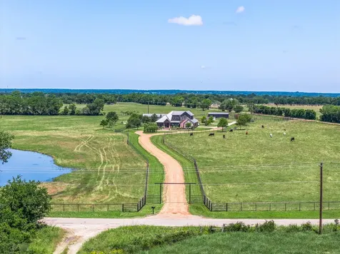 1801 County Road 216 Caldwell TX 77836