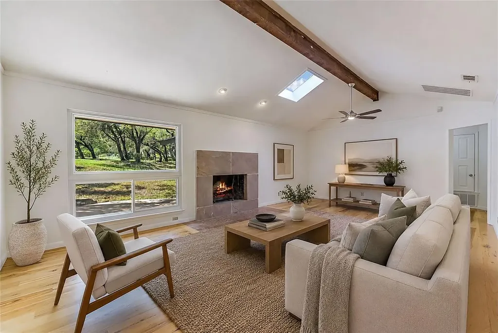 9004 La Fauna Path Austin TX 78737