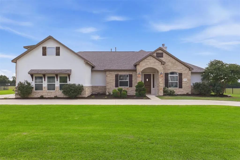 2440 Greatwood Trail Leander TX 78641